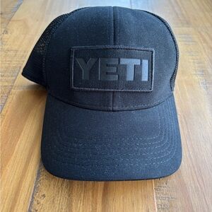 YETI Black Trucker Hat
